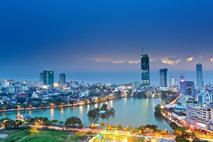 Colombo City and Coastal Tour