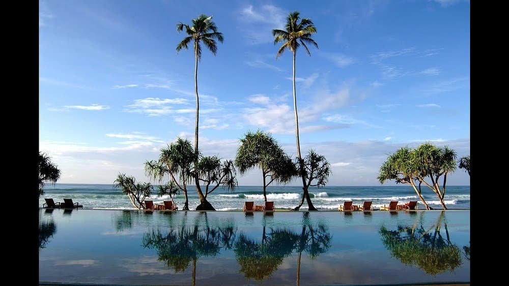 Trincomalee Beach & History Tour